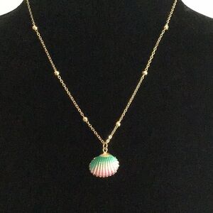 Bohemian Shell Pendant Necklace